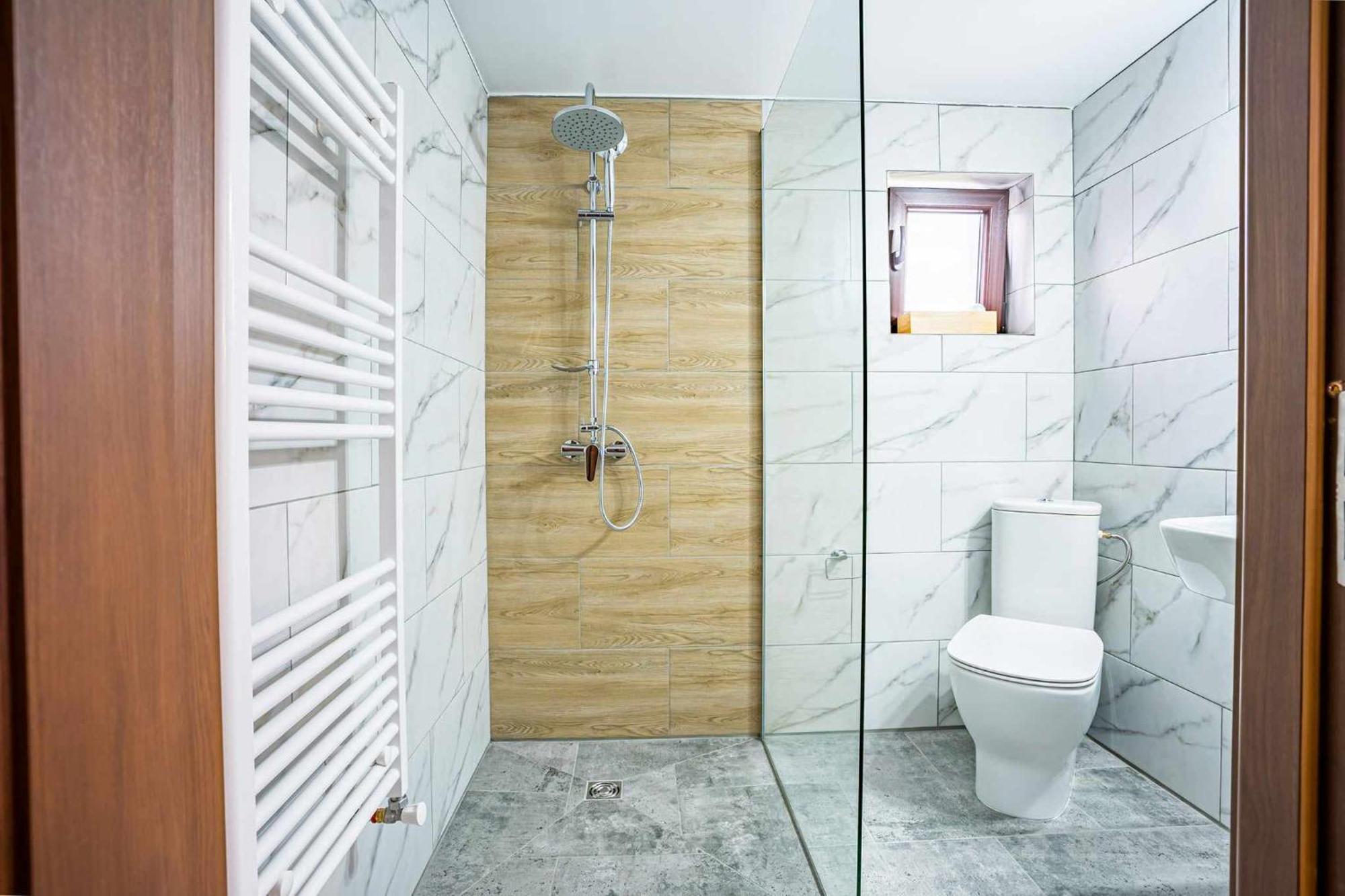 Casa Zuz Voronet Hotel Гура Хуморулуй Екстериор снимка